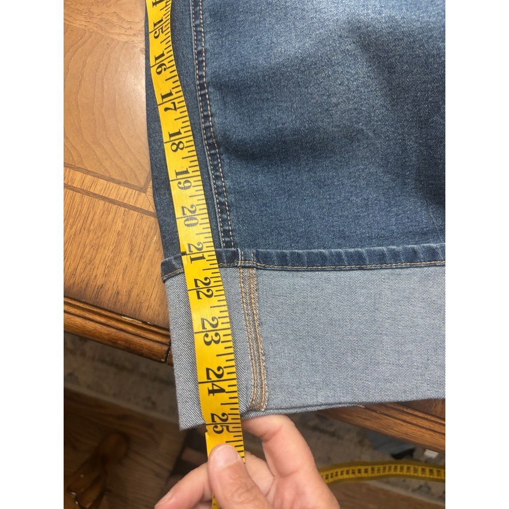 Frye Women's High-Rise Amari Wash Jeans, Blue, Size 10/30. Cuffed Jeans Stretch - Picture 9 of 10